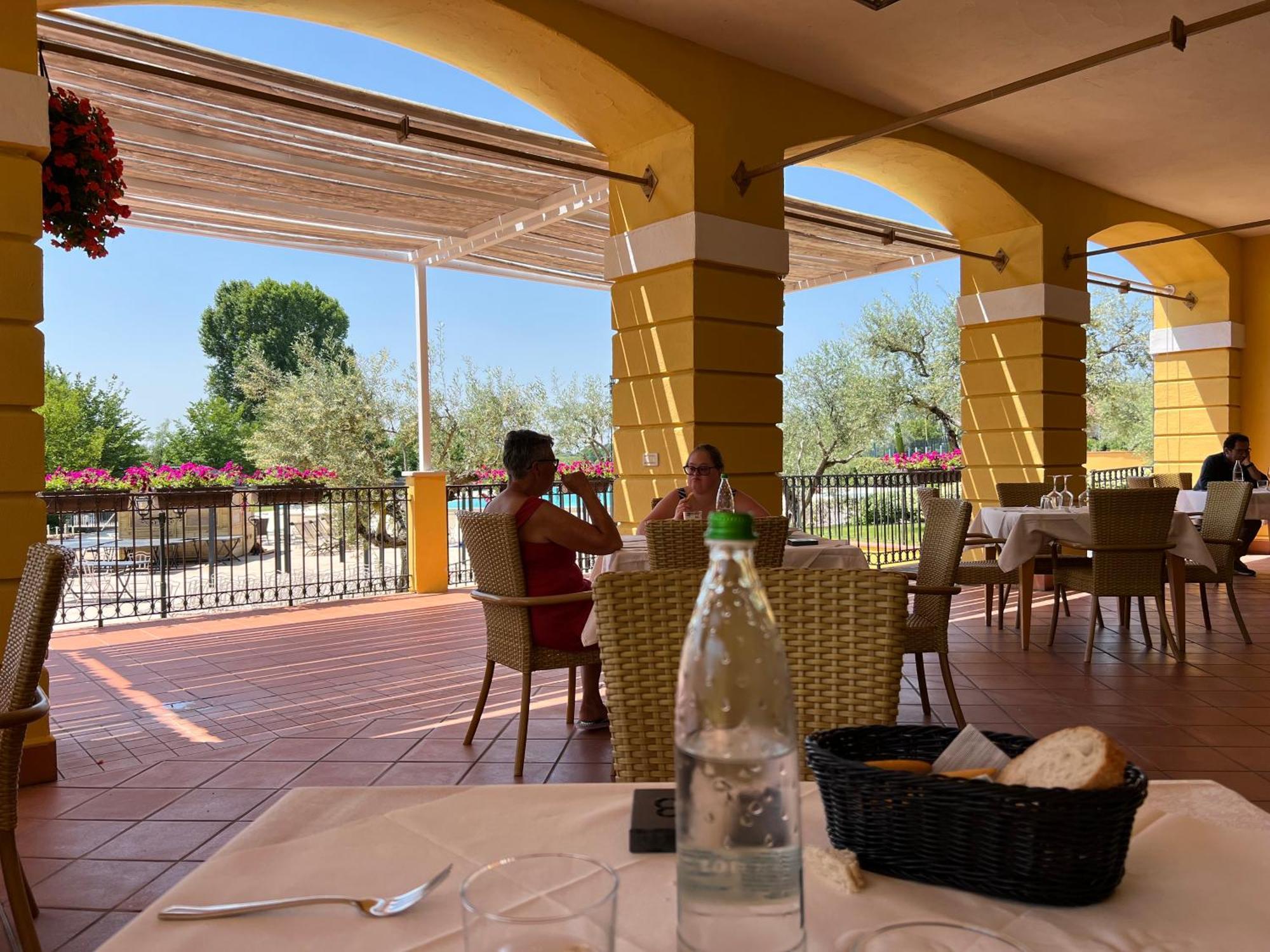 Garda Resort Village Peschiera del Garda Exterior foto